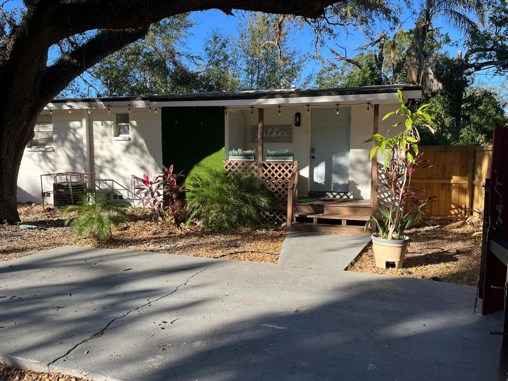 Cozy Home In Tampa Near Ybor & Busch Gardens Exterior foto